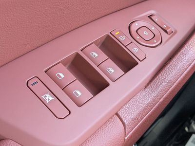 2026 Kia Sportage — photo 30 view