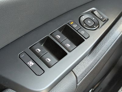 2026 Kia Sportage Plug-In Hybrid - Photo 27