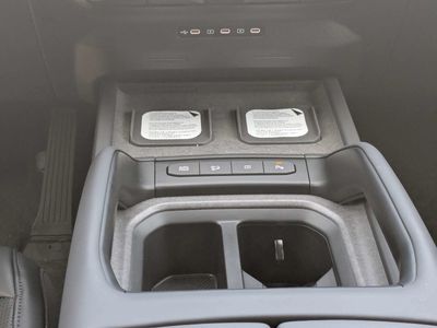 2027 Kia Telluride - Photo 24