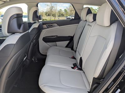 2026 Kia Sportage — photo 17 view