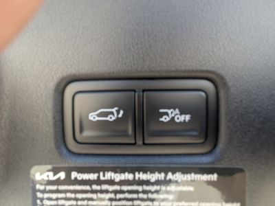 2027 Kia Telluride Hybrid - Photo 19