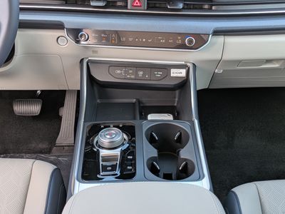 2026 Kia Carnival Hybrid — photo 25 view