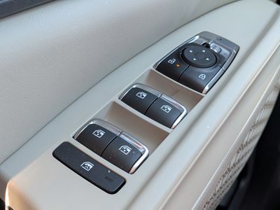 2026 Kia Carnival Hybrid — photo 27 view