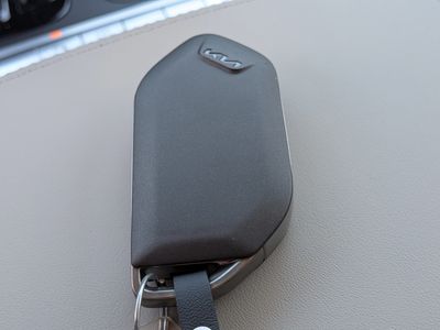 2026 Kia Carnival - Photo 39