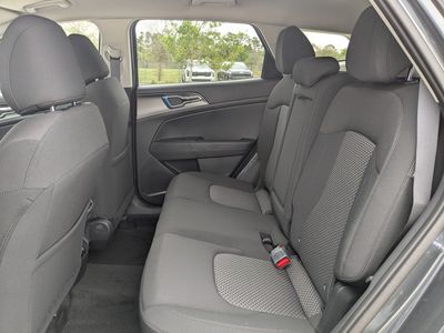 2026 Kia Sportage Hybrid - Photo 17