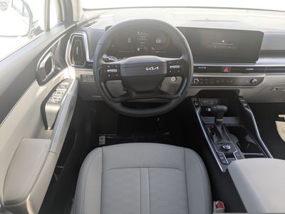 2026 Kia Sorento - Photo 23