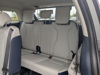 2026 Kia Carnival Hybrid - Photo 17