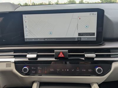 2026 Kia Sportage Hybrid — photo 28 view
