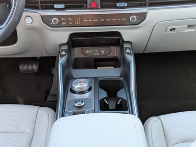 2026 Kia Sorento Hybrid — photo 25 view