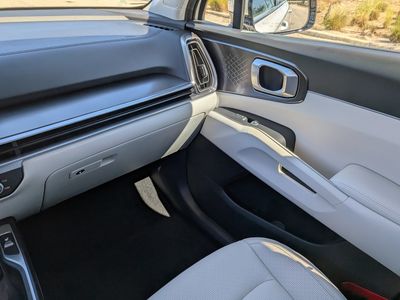 2026 Kia Sorento Hybrid — photo 23 view