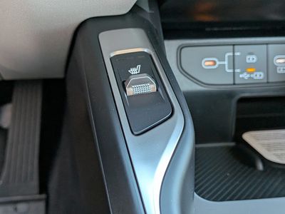 2026 Kia Sorento Hybrid — photo 35 view