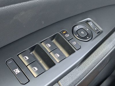 2026 Kia Sportage — photo 32 view