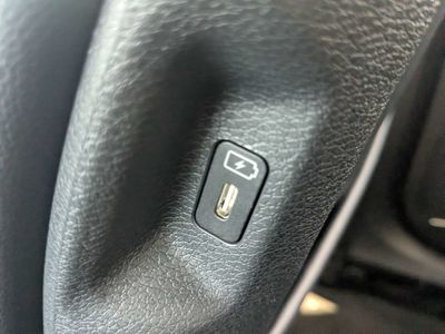 2026 Kia Sportage — photo 17 view