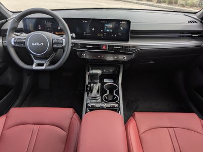 2026 Kia K5 — photo 16 view