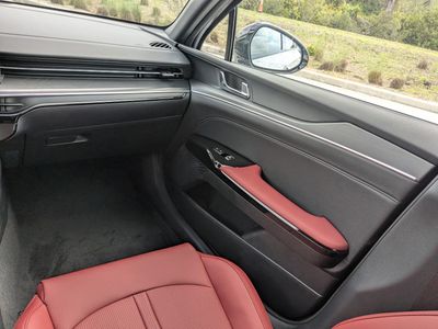 2026 Kia K5 — photo 18 view