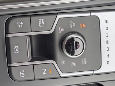 2026 Kia Sorento Hybrid - Photo 29