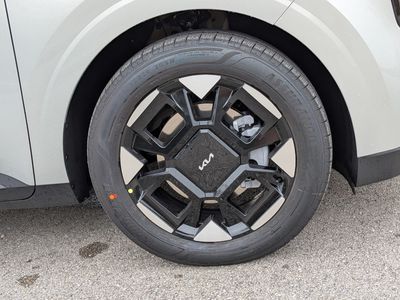 2026 Kia Carnival — photo 11 view