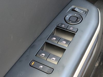 2026 Kia K4 Hatchback - Photo 30