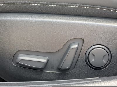 2026 Kia K4 Hatchback - Photo 25