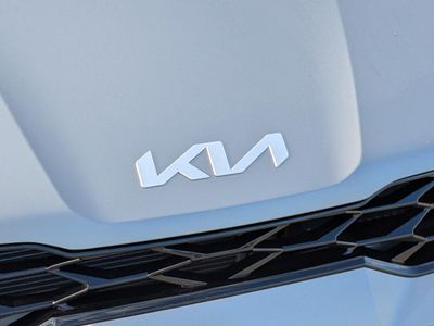2026 Kia K5 - Photo 11