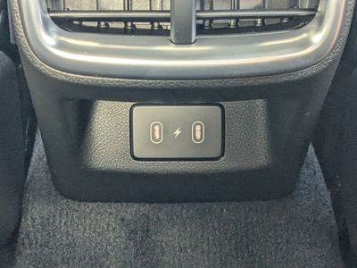 2026 Kia K5 - Photo 16