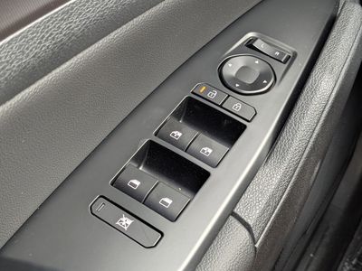 2026 Kia Sportage — photo 30 view