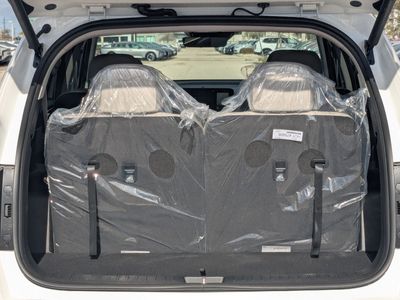 2026 Kia Sorento Hybrid - Photo 13