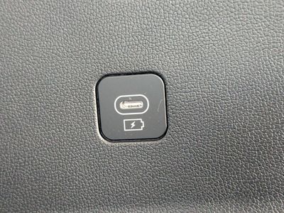 2026 Kia Sorento Hybrid - Photo 16