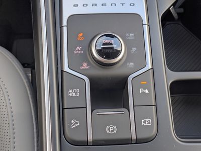 2026 Kia Sorento Hybrid - Photo 31