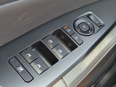 2026 Kia Sportage — photo 32 view