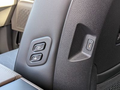 2026 Kia Carnival Hybrid - Photo 20