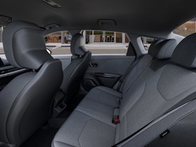 2025 Kia K4 - Photo 18