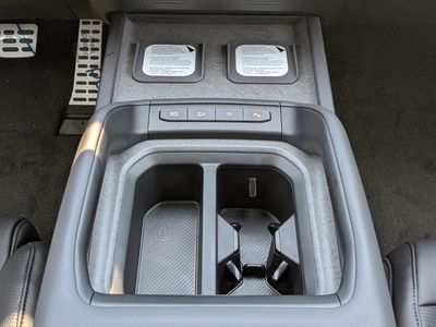 2027 Kia Telluride Hybrid - Photo 26