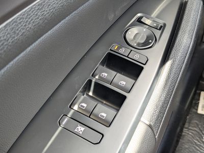 2026 Kia Sportage — photo 30 view