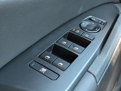 2026 Kia Sportage — photo 24 view