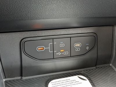 2026 Kia Sportage — photo 32 view