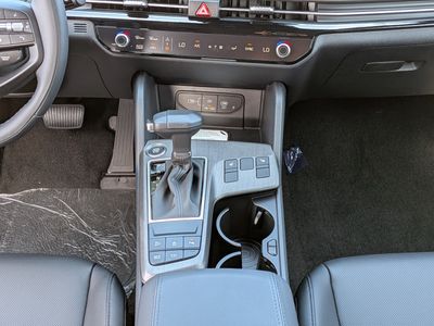 2026 Kia Sportage — photo 22 view