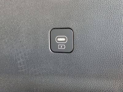 2026 Kia Sorento Hybrid - Photo 14