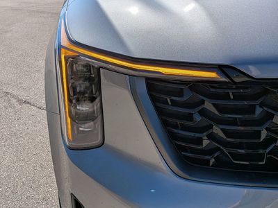 2026 Kia Sorento Hybrid - Photo 8