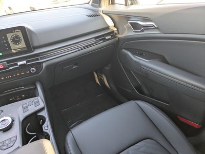 2026 Kia Sportage Plug-In Hybrid - Photo 20