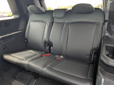 2027 Kia Telluride - Photo 19