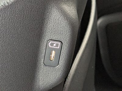 2027 Kia Telluride - Photo 22
