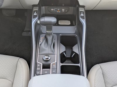 2026 Kia Sorento — photo 21 view
