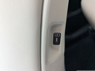 2026 Kia Sorento — photo 18 view