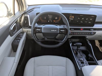 2026 Kia Sorento — photo 20 view