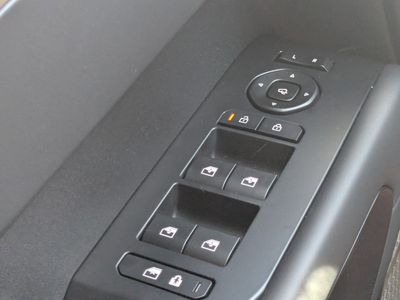 2027 Kia Telluride Hybrid - Photo 30