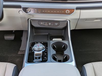 2026 Kia Carnival Hybrid — photo 25 view