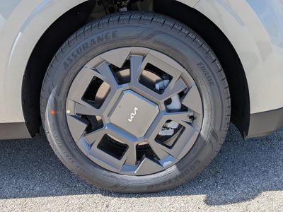 2026 Kia Carnival Hybrid — photo 11 view