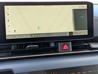 2026 Kia Carnival Hybrid — photo 38 view