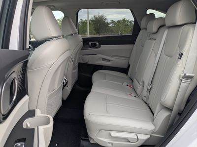 2026 Kia Sorento — photo 16 view